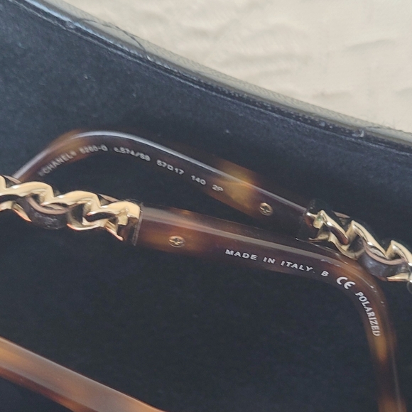 CHANEL Tortoise Cat-Eye Sunglasses - Picture 3 of 12